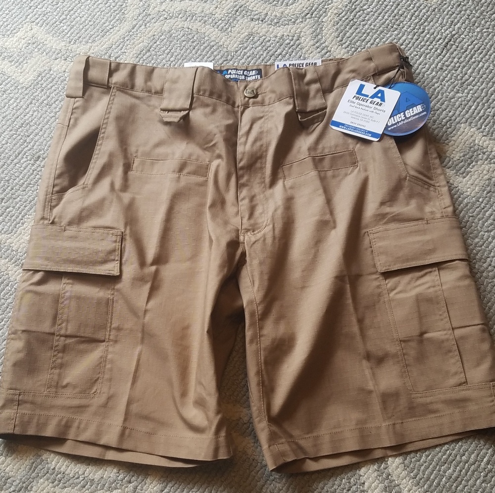 NWT  Cargo Tactical Shorts
